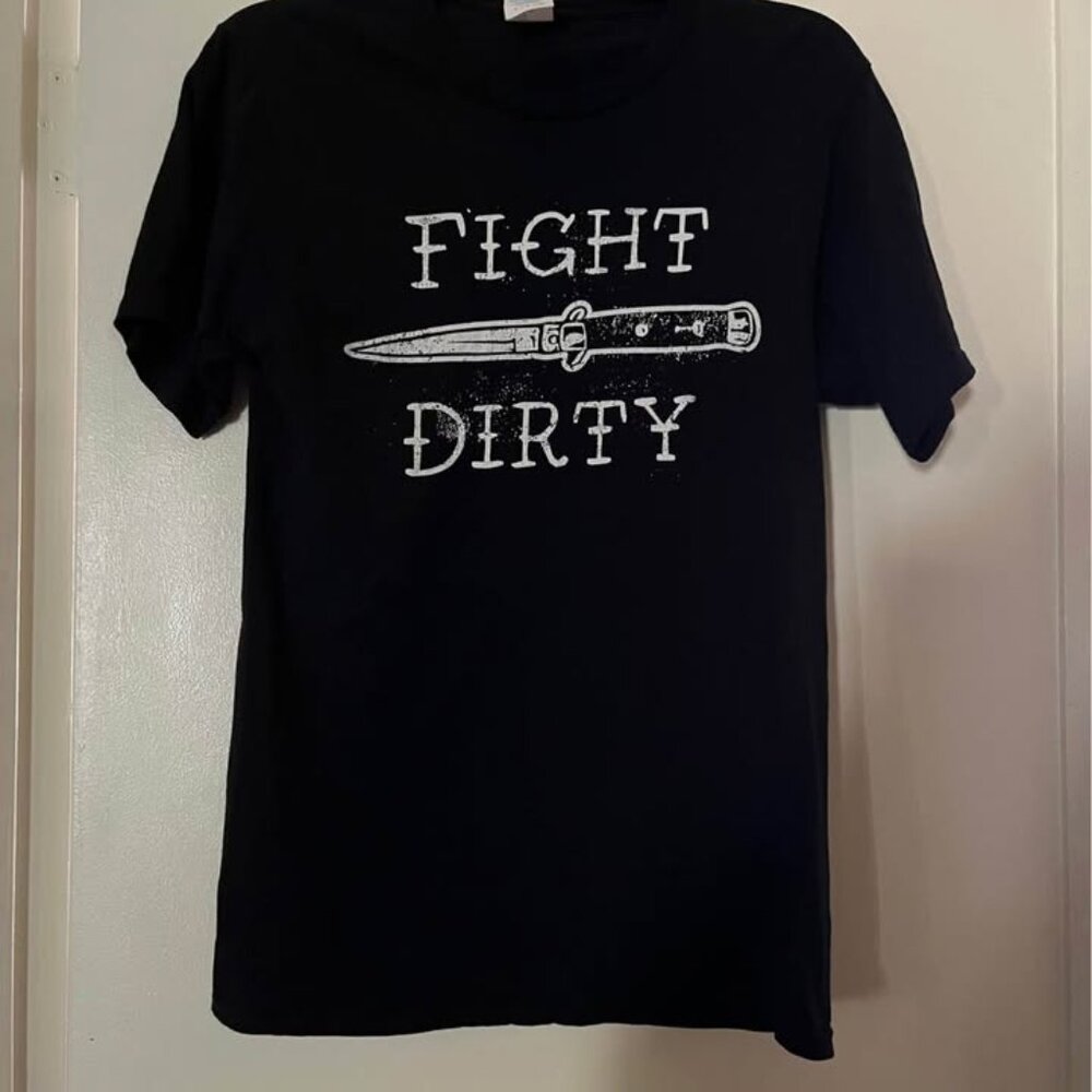 Fight Dirty Graphic Tee, Small